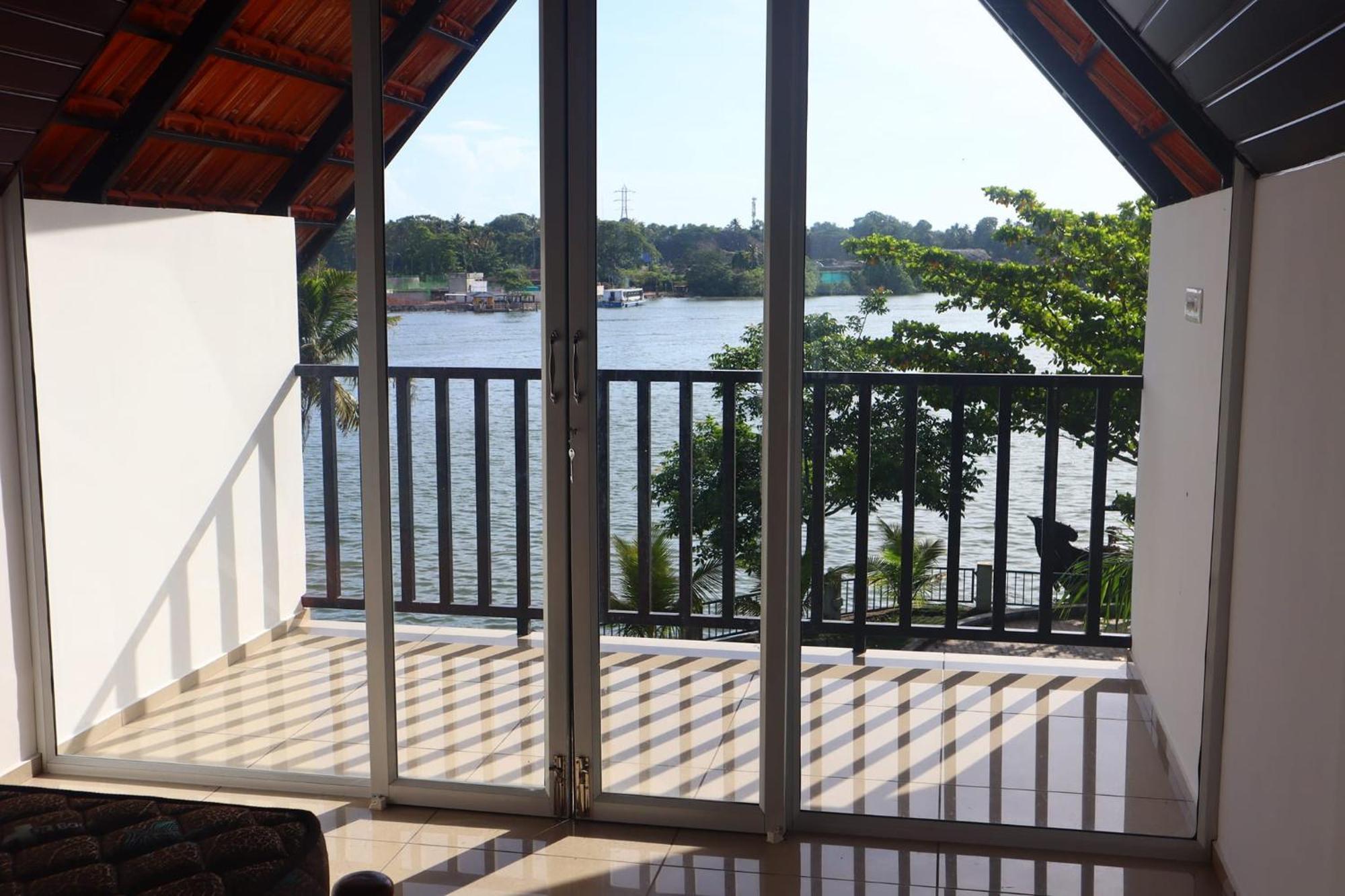 Ripples Backwater Resort, Коллам Экстерьер фото